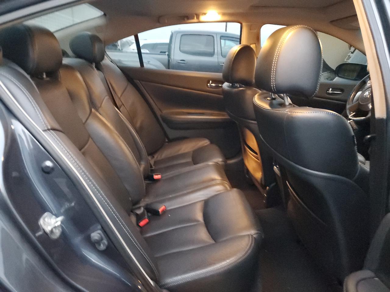 2013 NISSAN Maxima