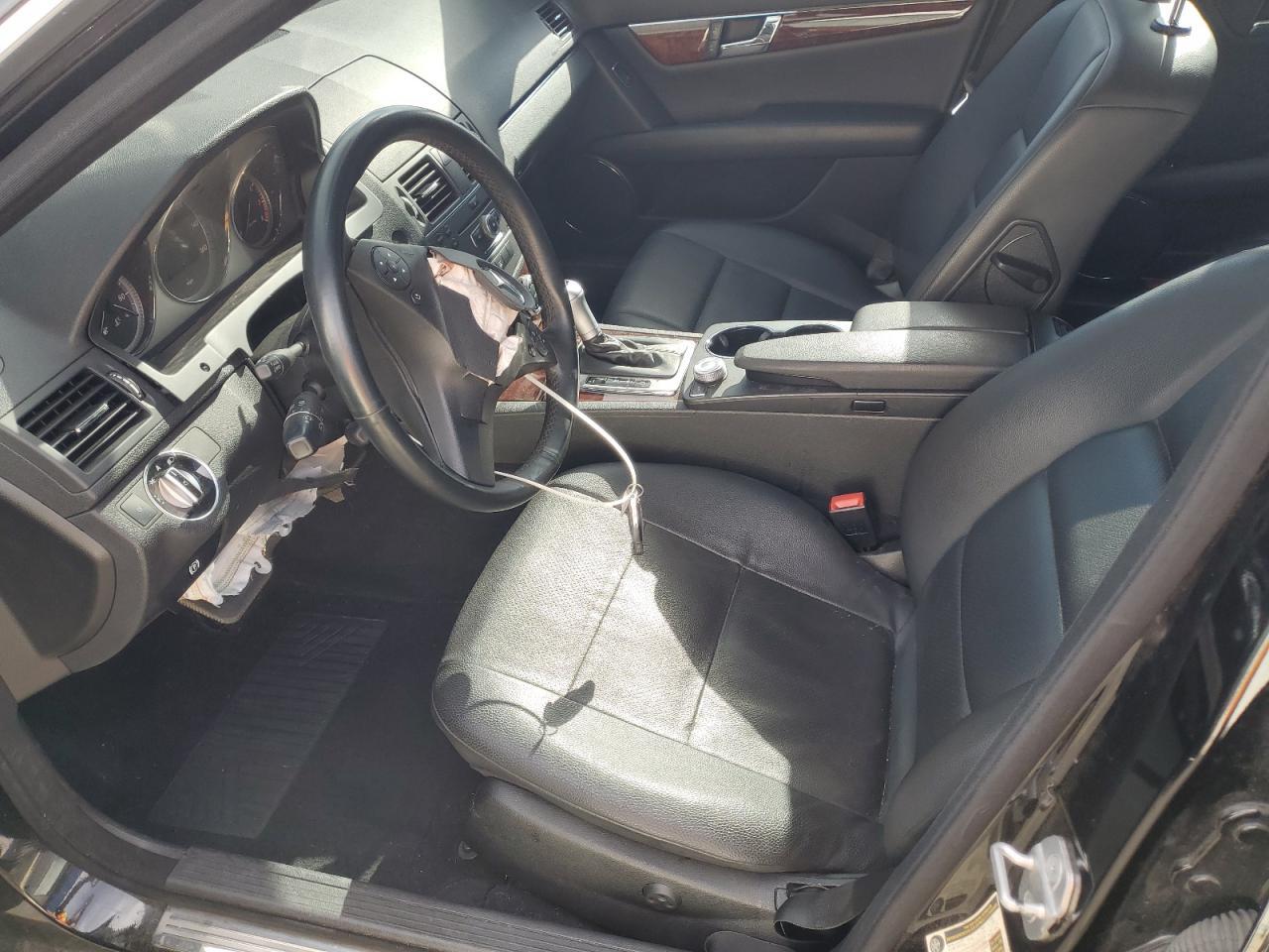 2011 MERCEDES-BENZ C-CLASS