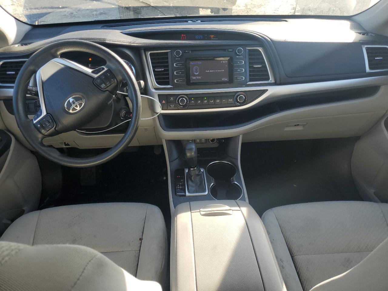 2017 TOYOTA HIGHLANDER