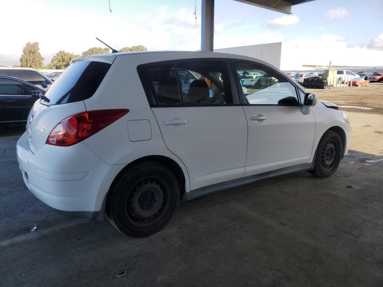 2008 NISSAN VERSA