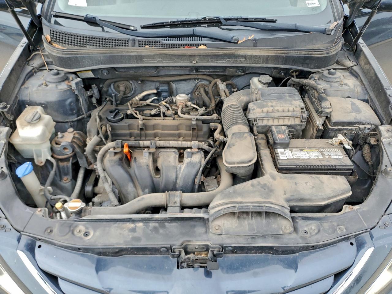 2011 HYUNDAI SONATA