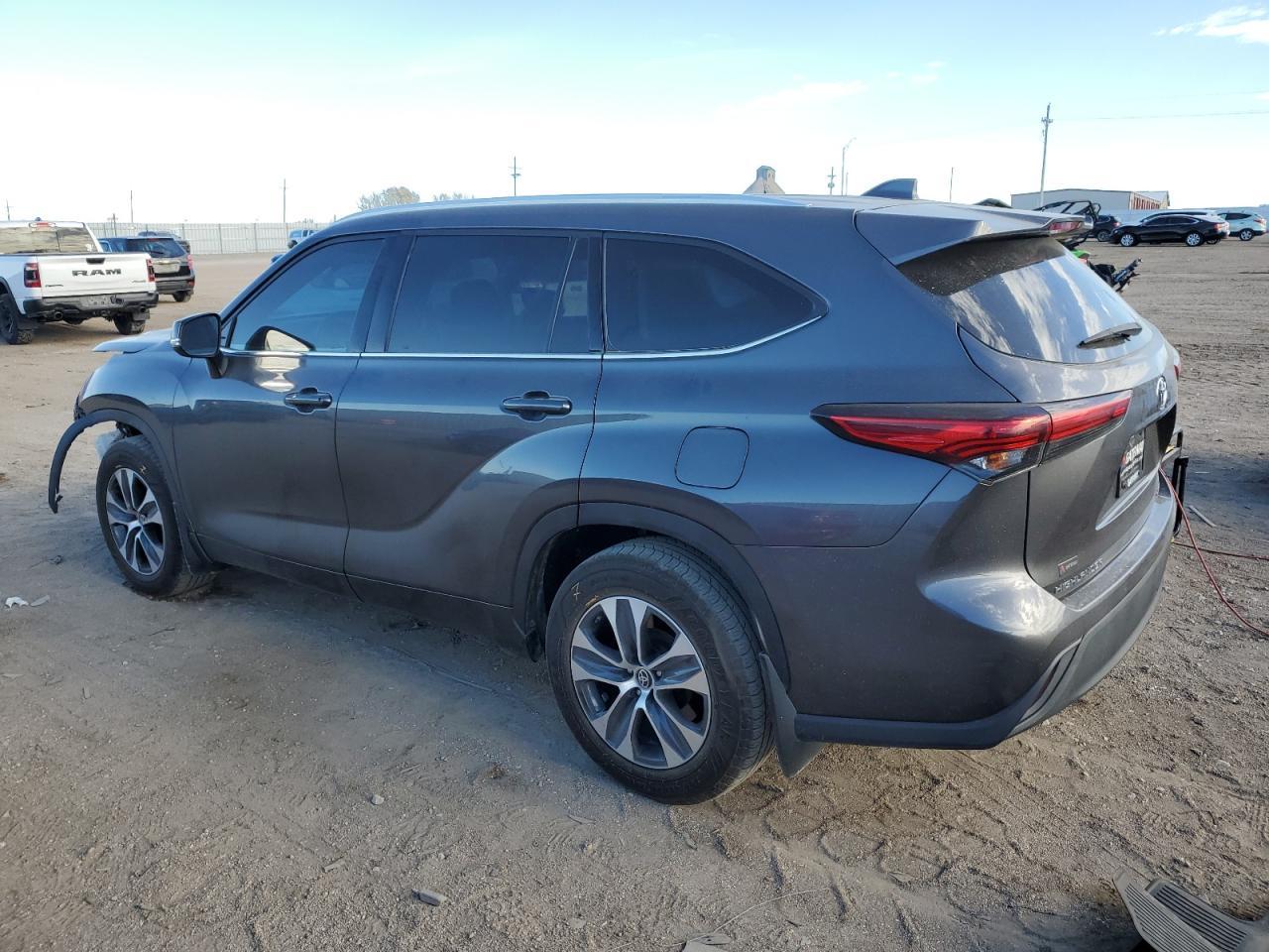 2021 TOYOTA HIGHLANDER