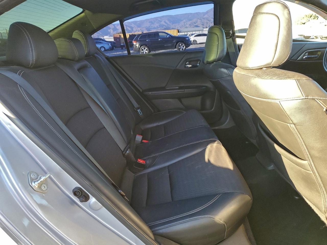 2017 HONDA ACCORD