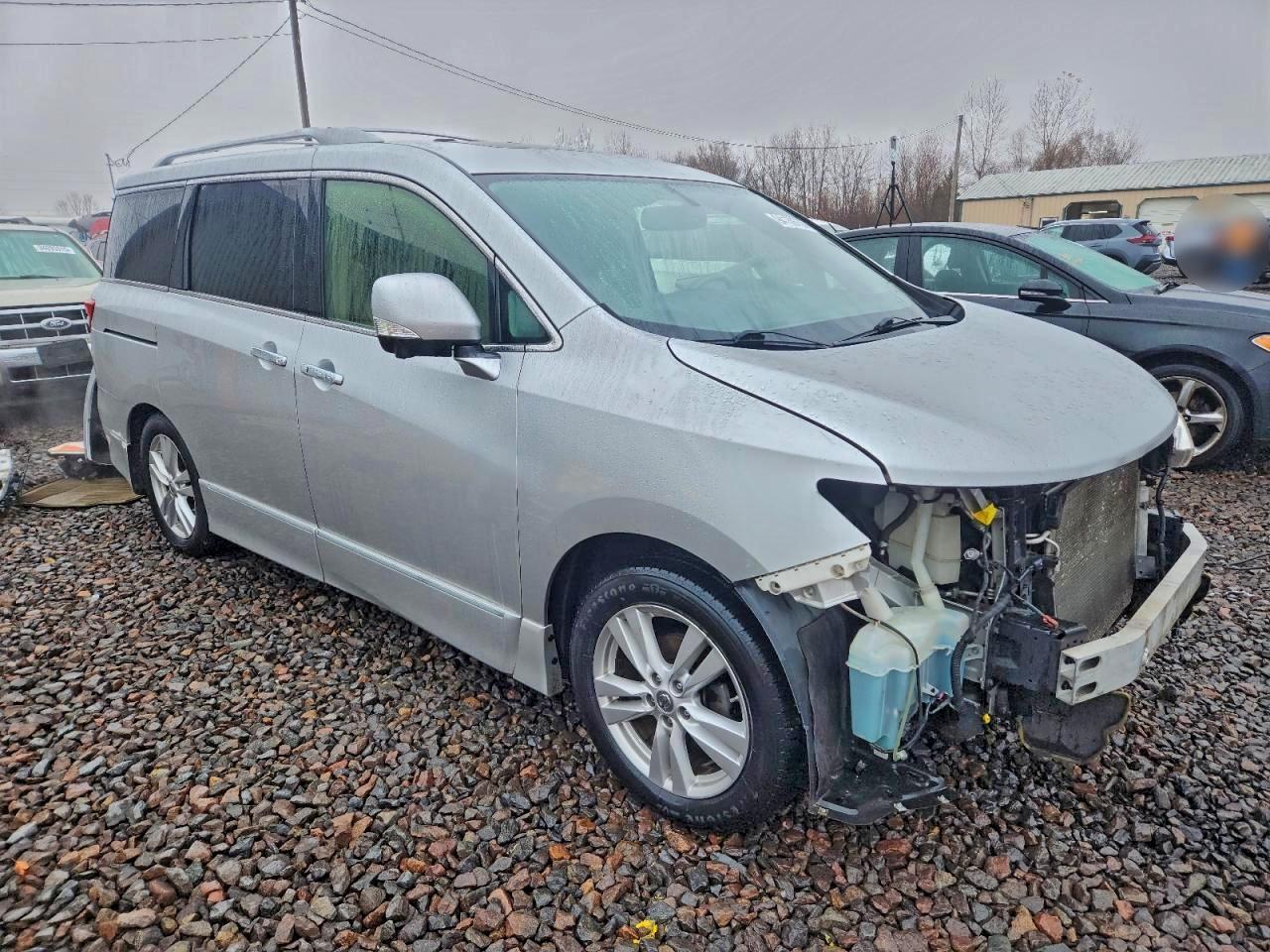 2013 NISSAN Quest