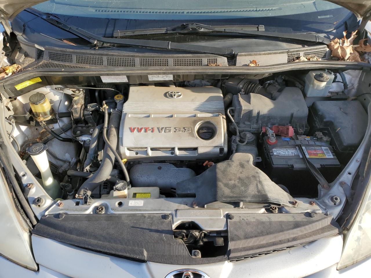 2006 TOYOTA SIENNA