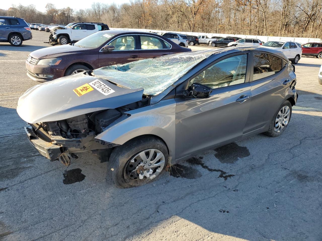 2012 HYUNDAI ELANTRA