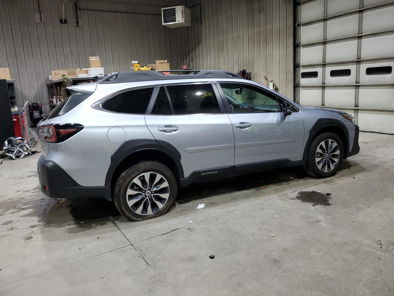 2024 SUBARU Outback
