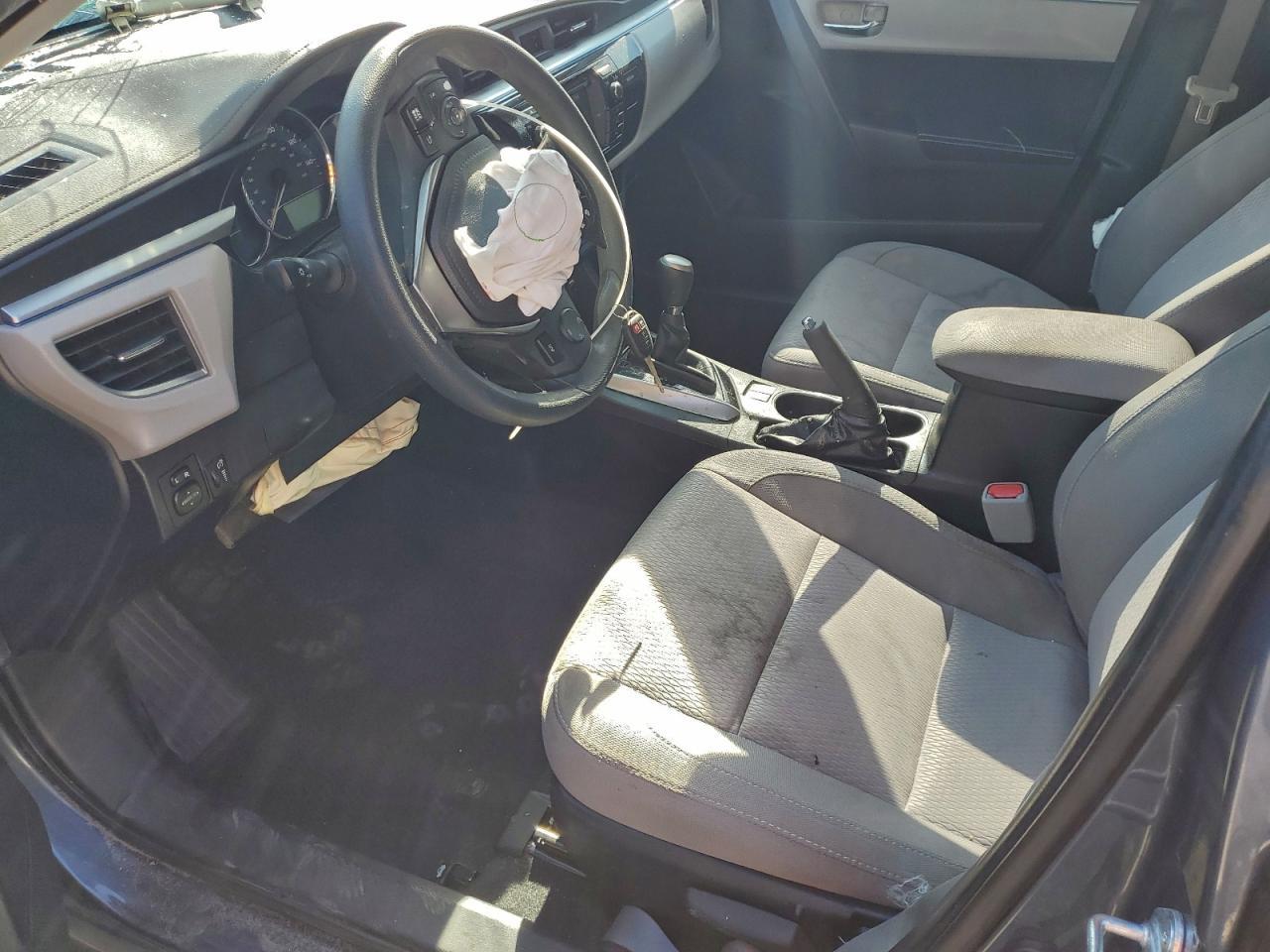 2015 TOYOTA COROLLA