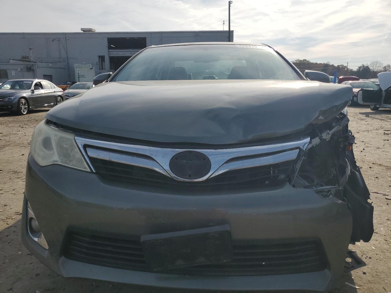 2014 TOYOTA CAMRY