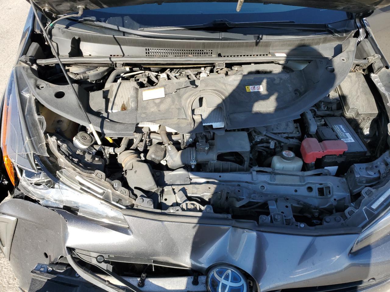 2019 TOYOTA PRIUS