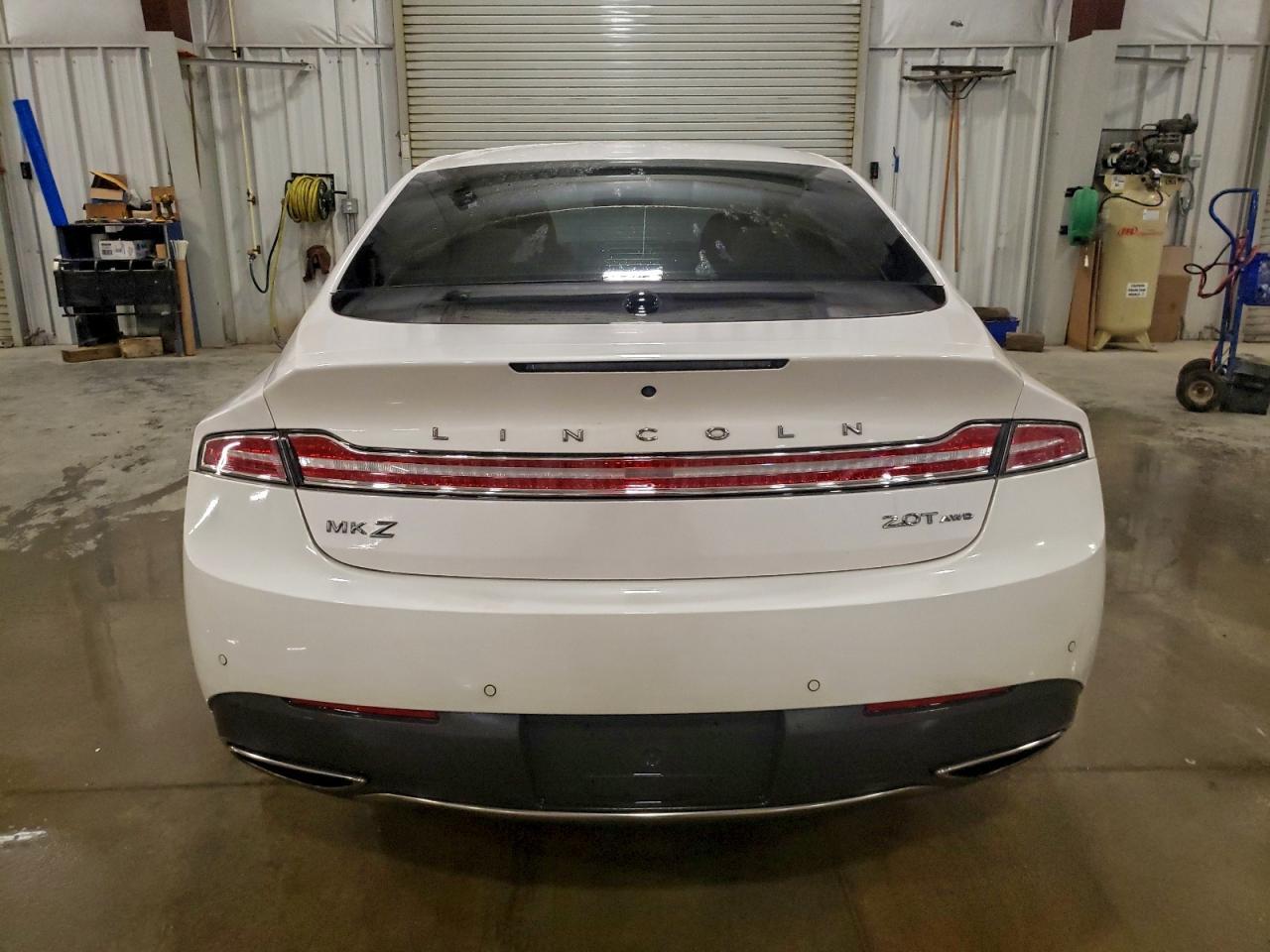2017 LINCOLN MKZ