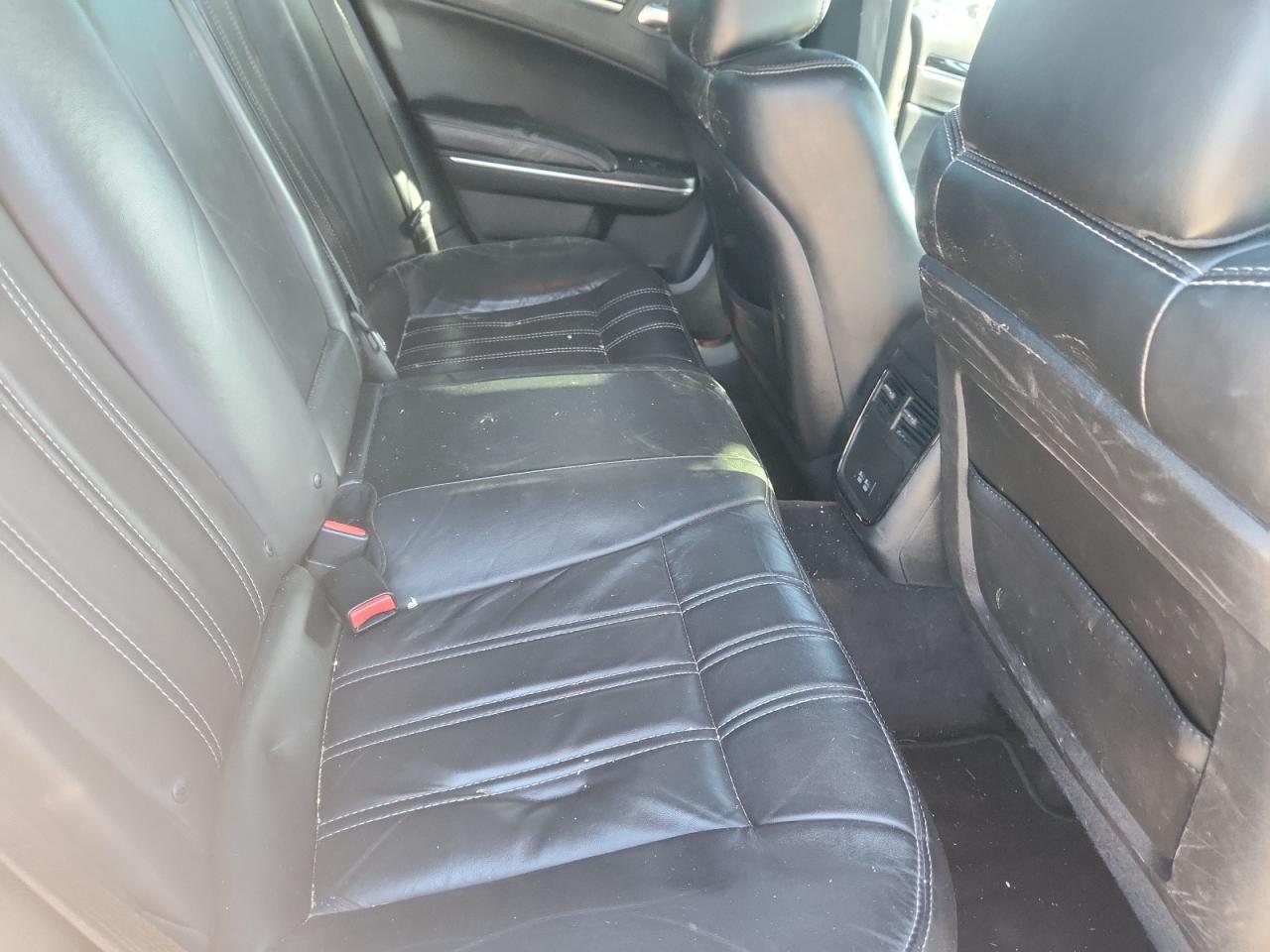 2018 CHRYSLER 300