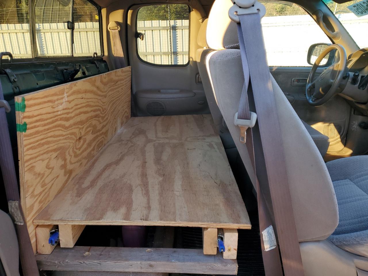 2000 TOYOTA TUNDRA