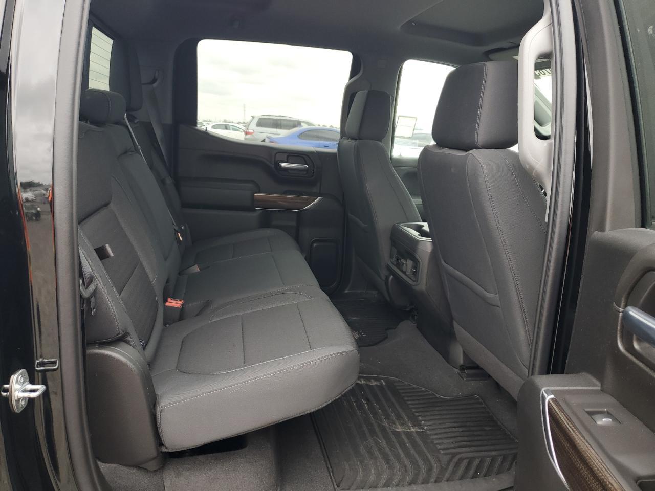 2021 CHEVROLET Silverado