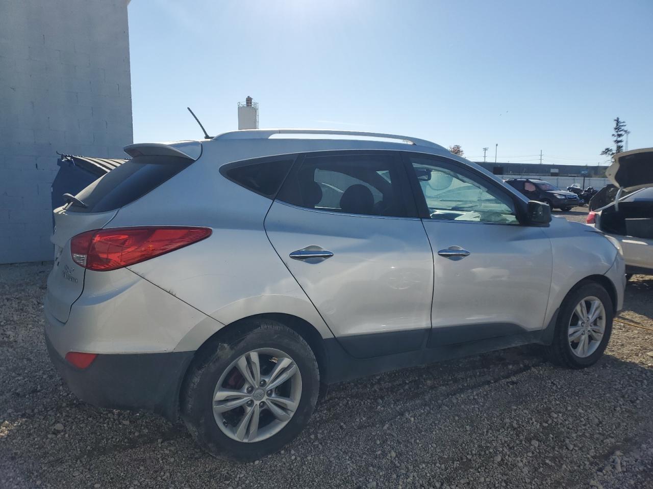 2010 HYUNDAI TUCSON