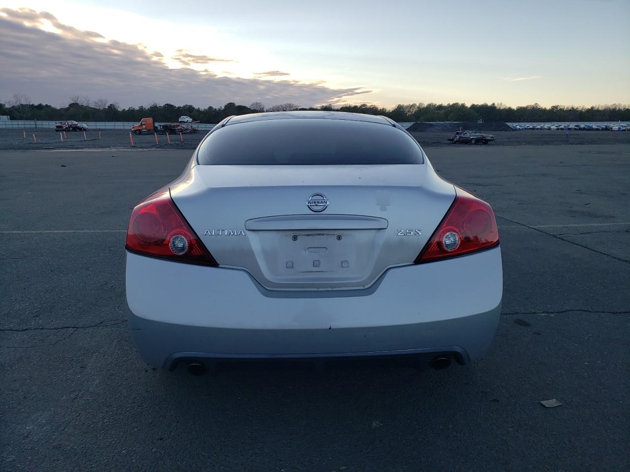 2009 NISSAN ALTIMA