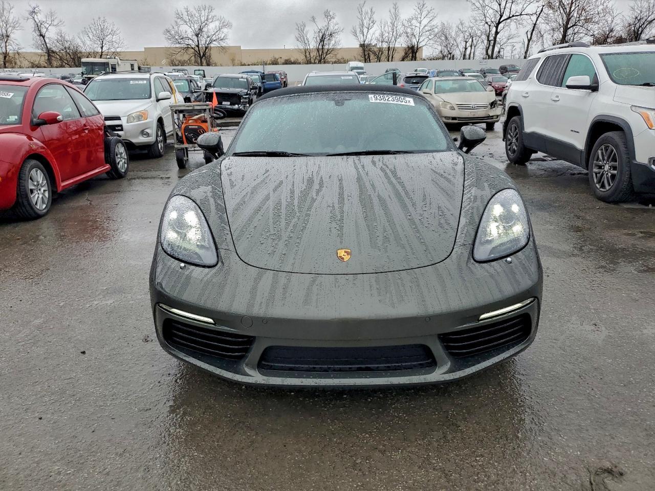 2025 PORSCHE Boxster