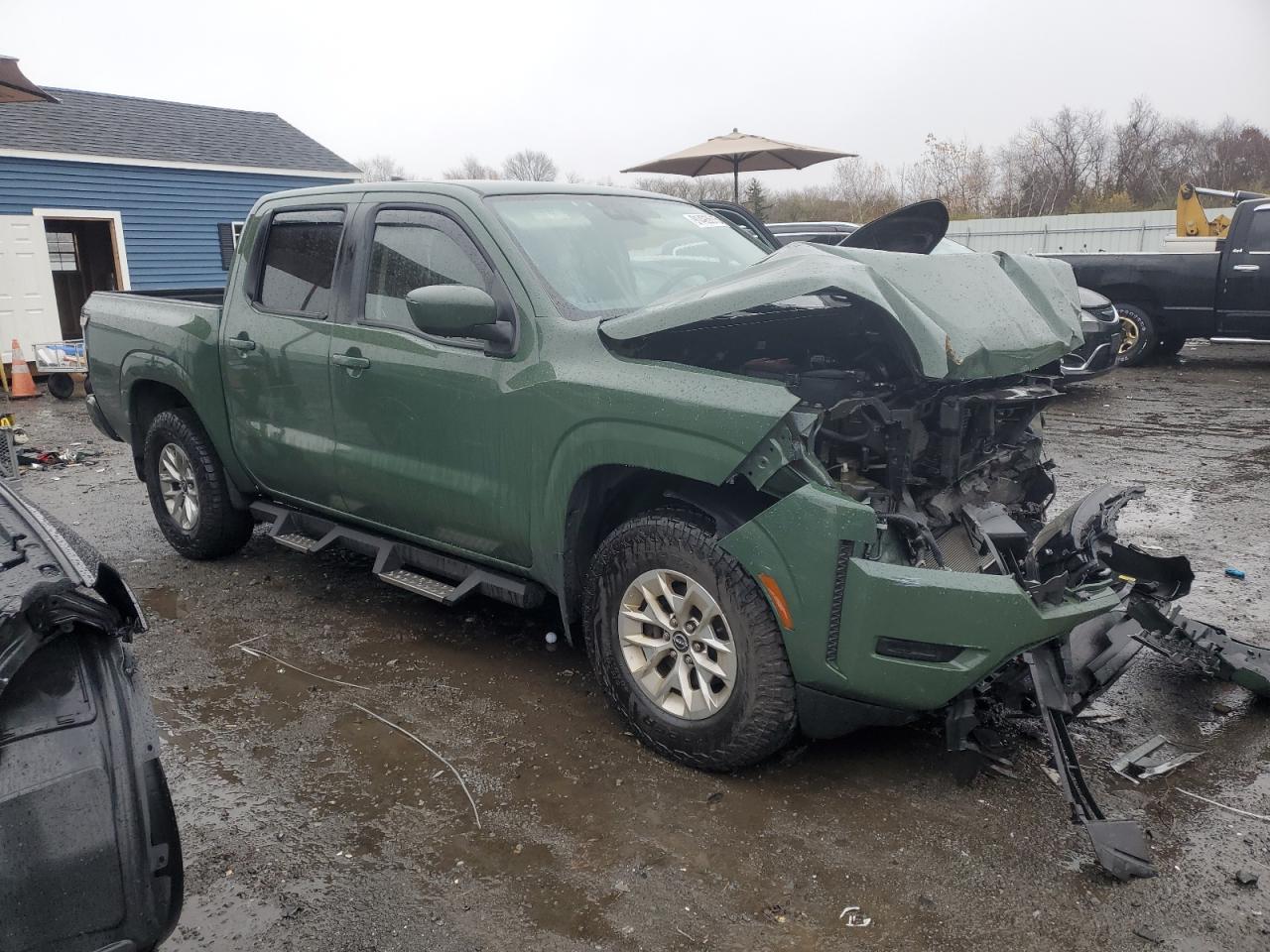 2024 NISSAN Frontier