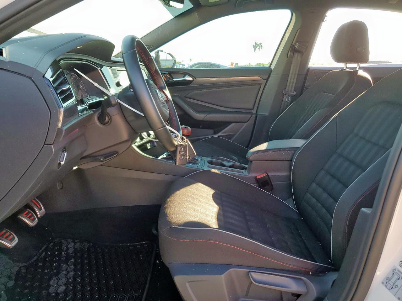 2021 VOLKSWAGEN JETTA