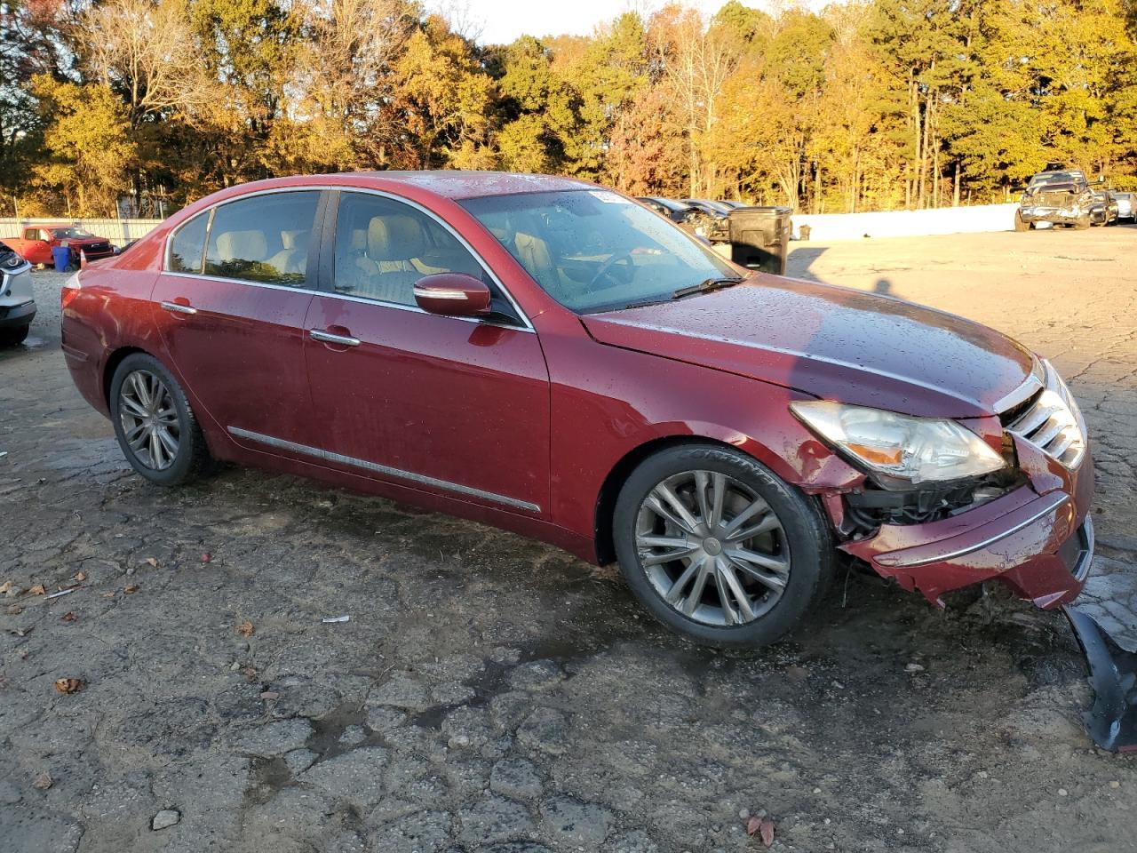 2011 HYUNDAI GENESIS