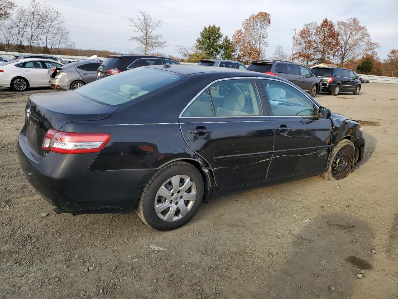 2011 TOYOTA CAMRY