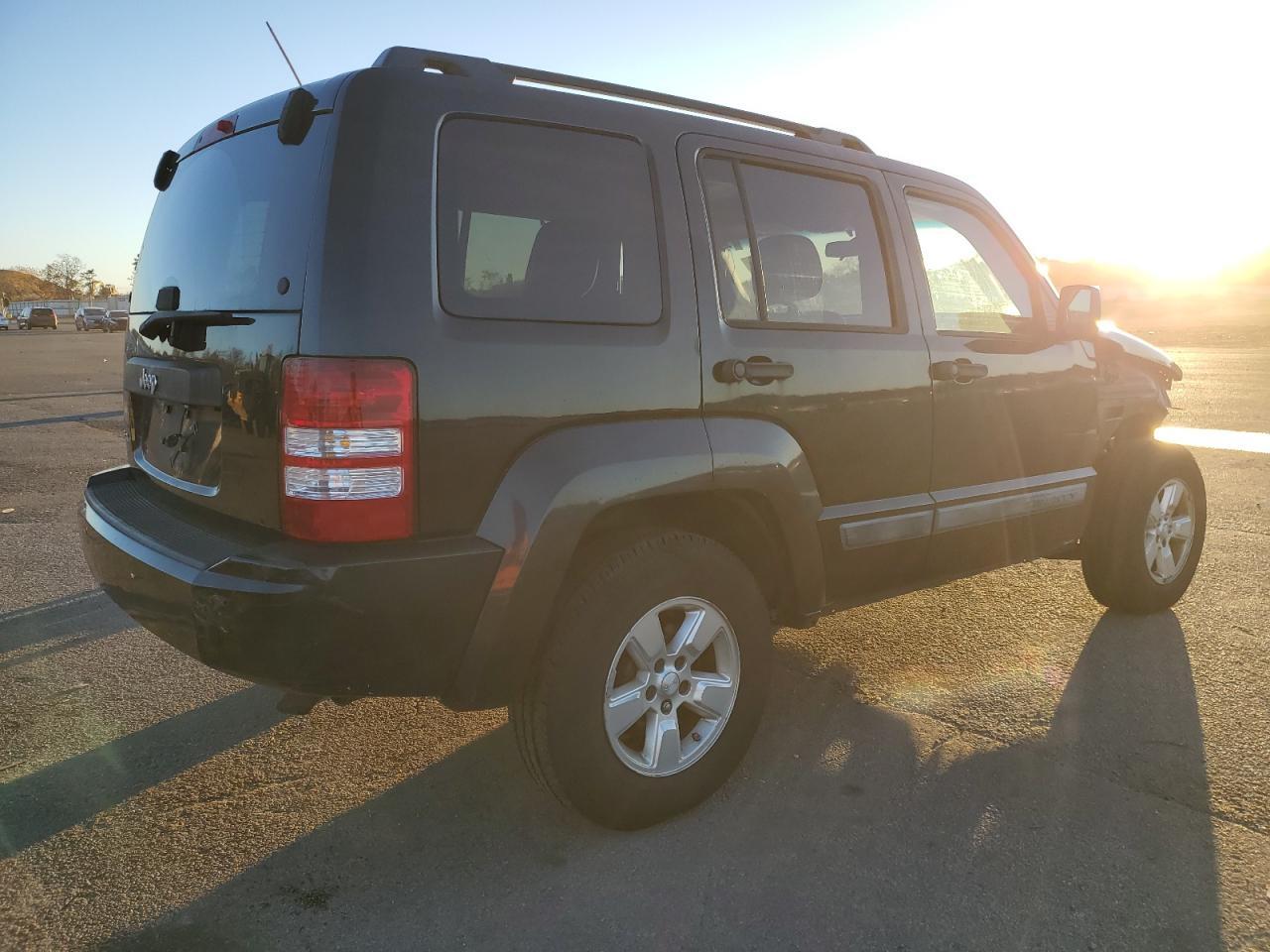 2010 JEEP Liberty
