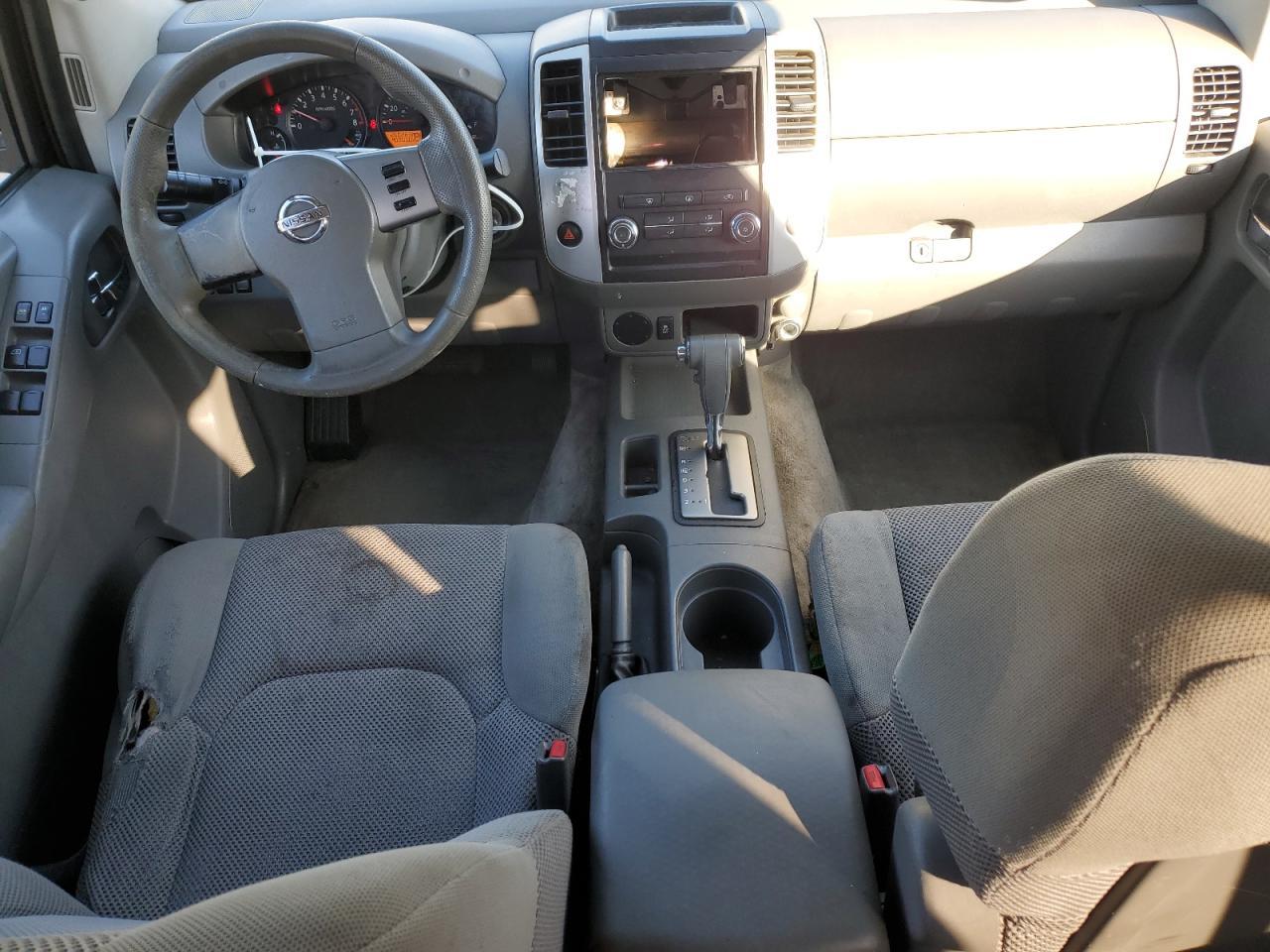 2012 NISSAN Frontier