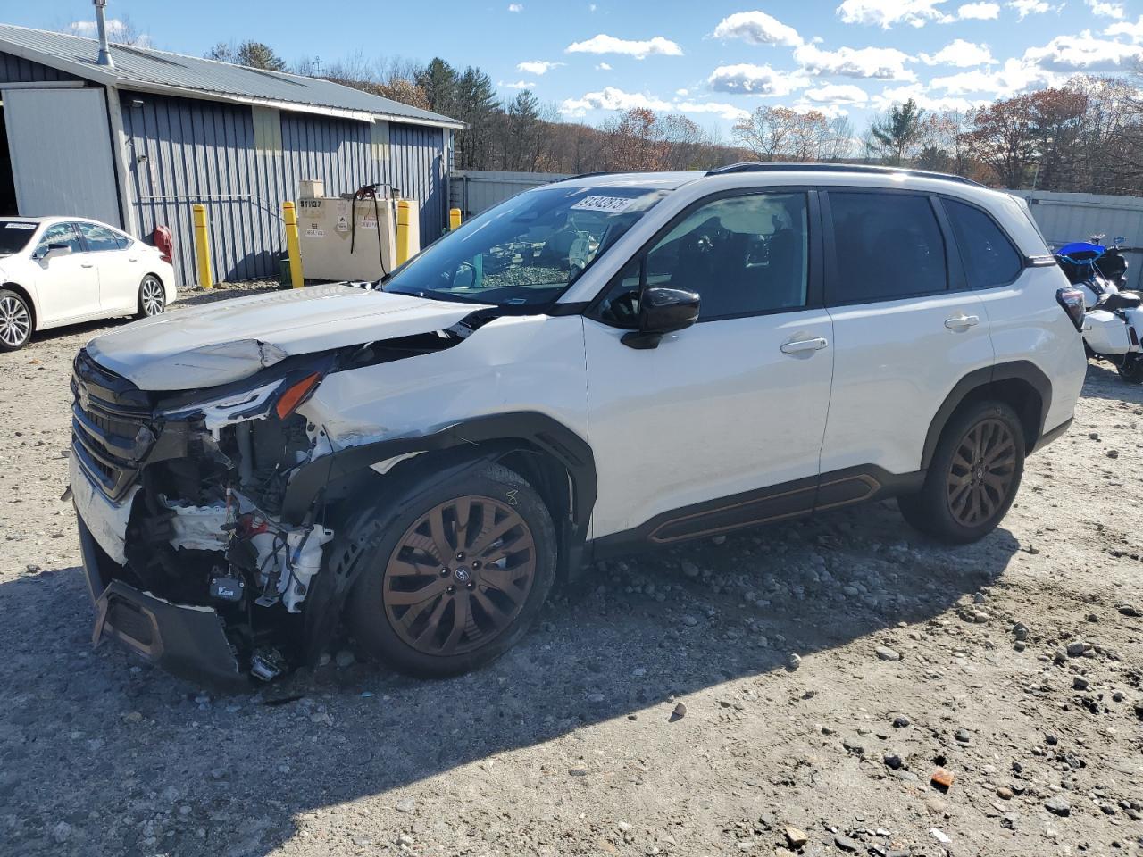2025 SUBARU FORESTER