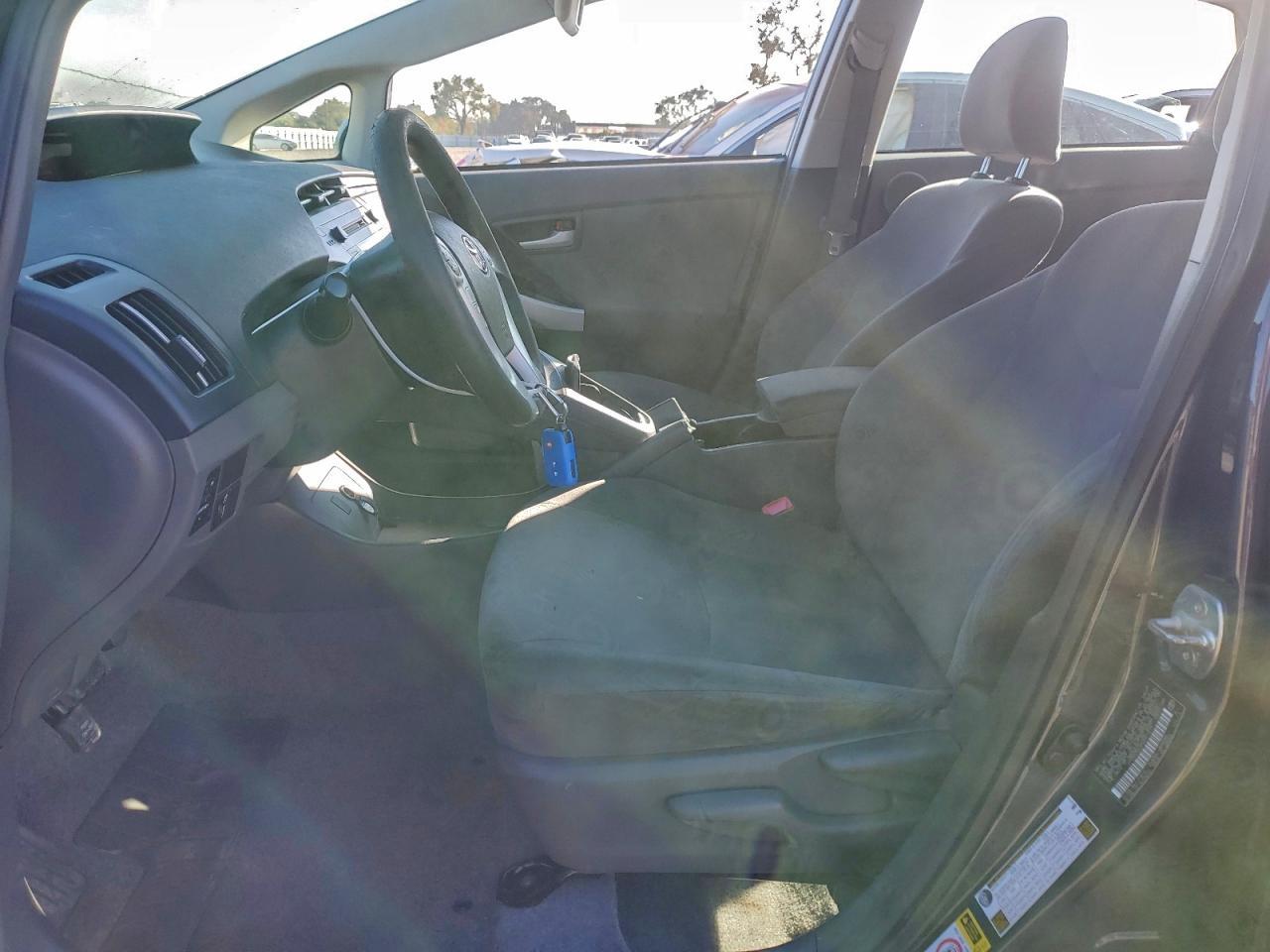 2010 TOYOTA PRIUS