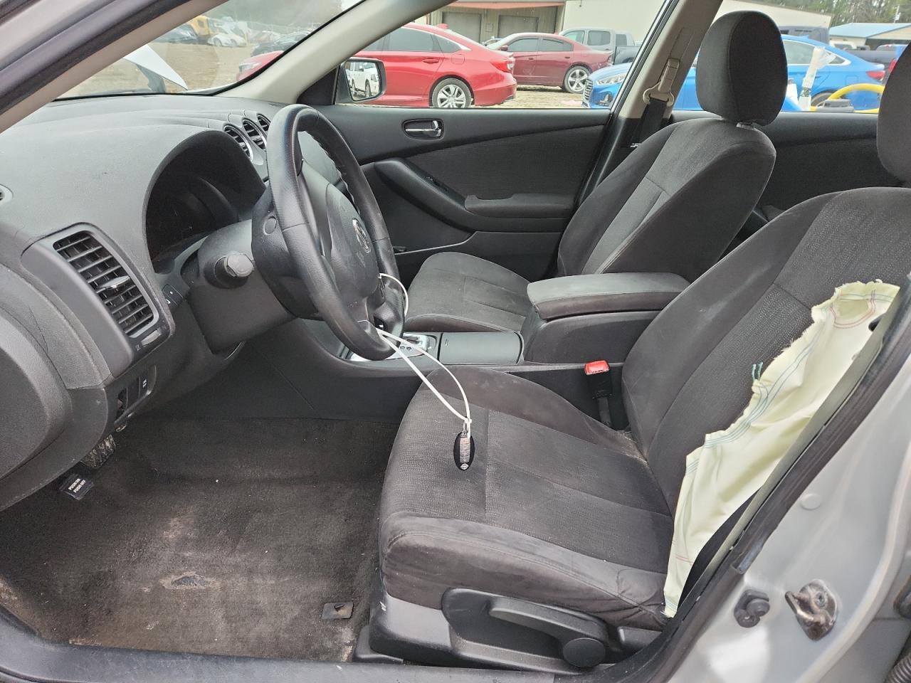 2010 NISSAN ALTIMA