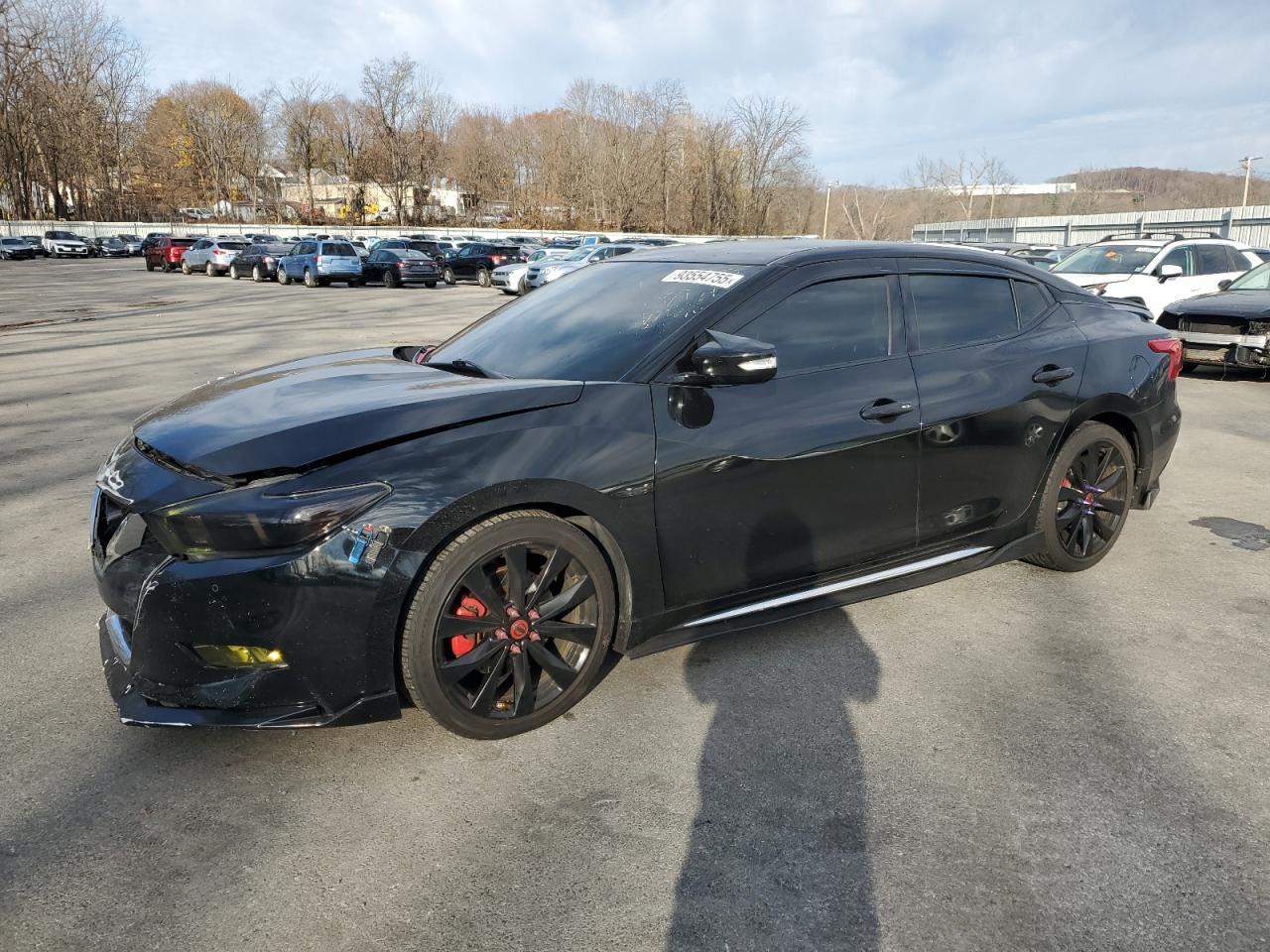 2017 NISSAN Maxima