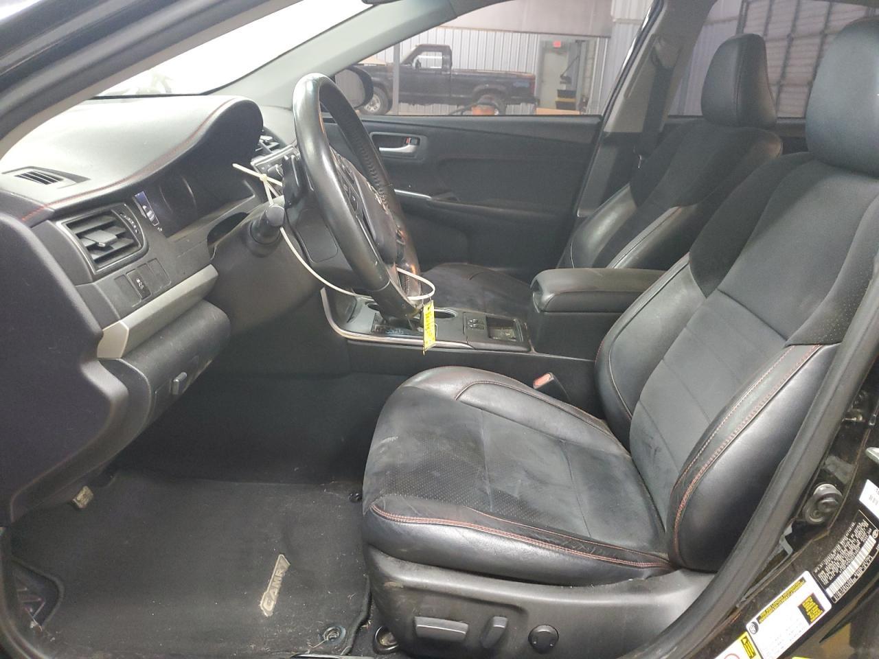 2016 TOYOTA CAMRY