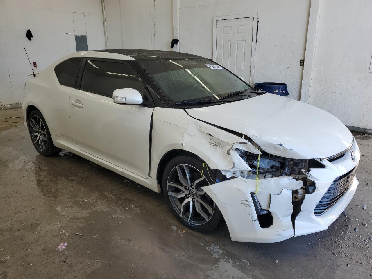 2015 SCION Scion Tc