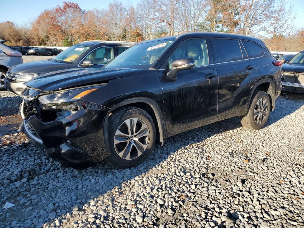2022 TOYOTA HIGHLANDER