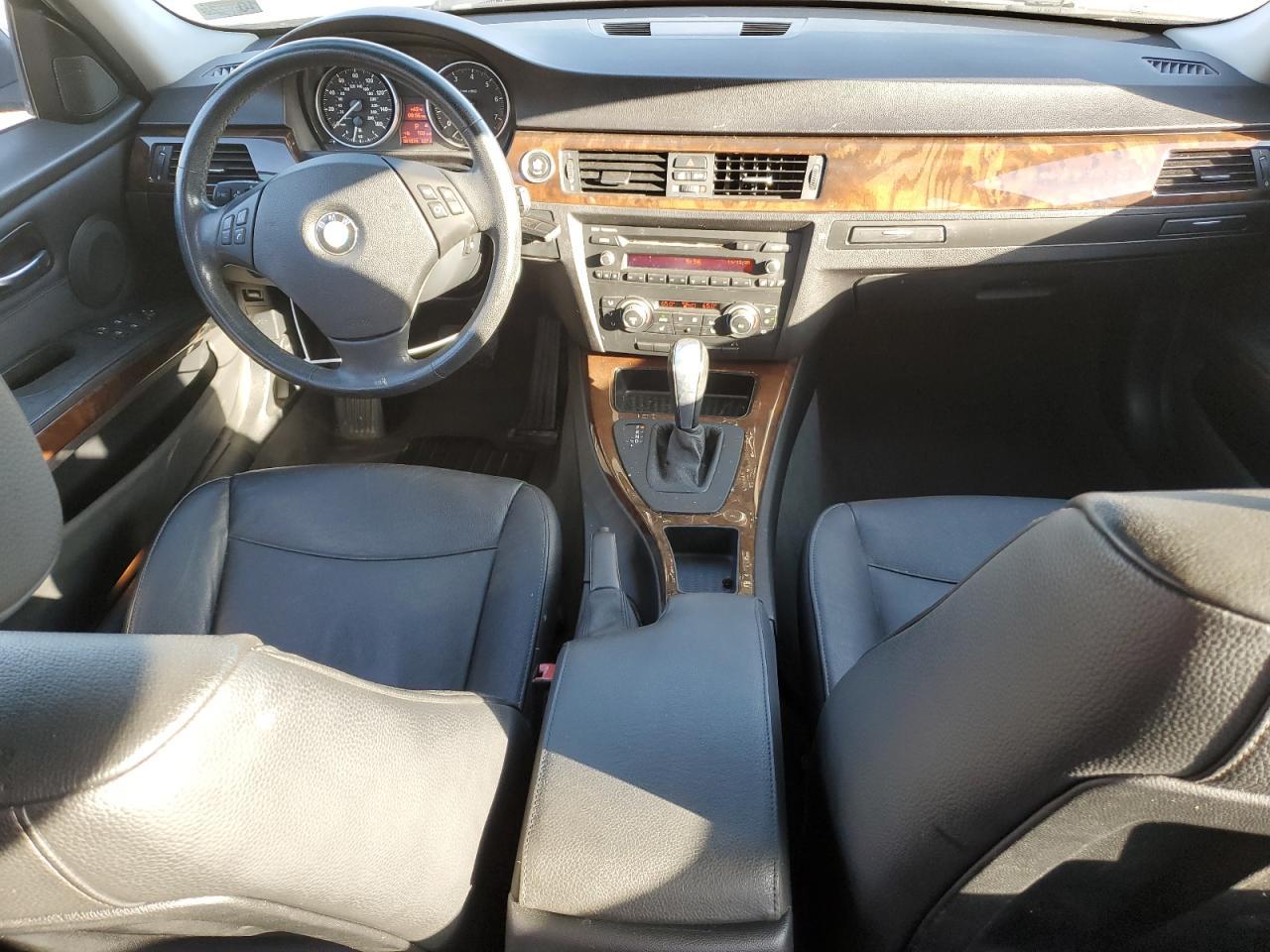 2011 BMW 3 SERIES