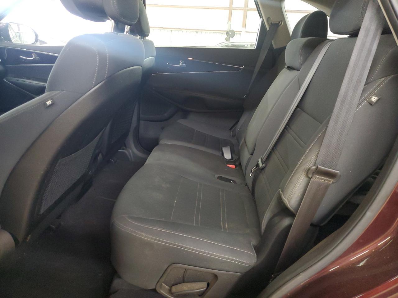 2016 KIA SORENTO