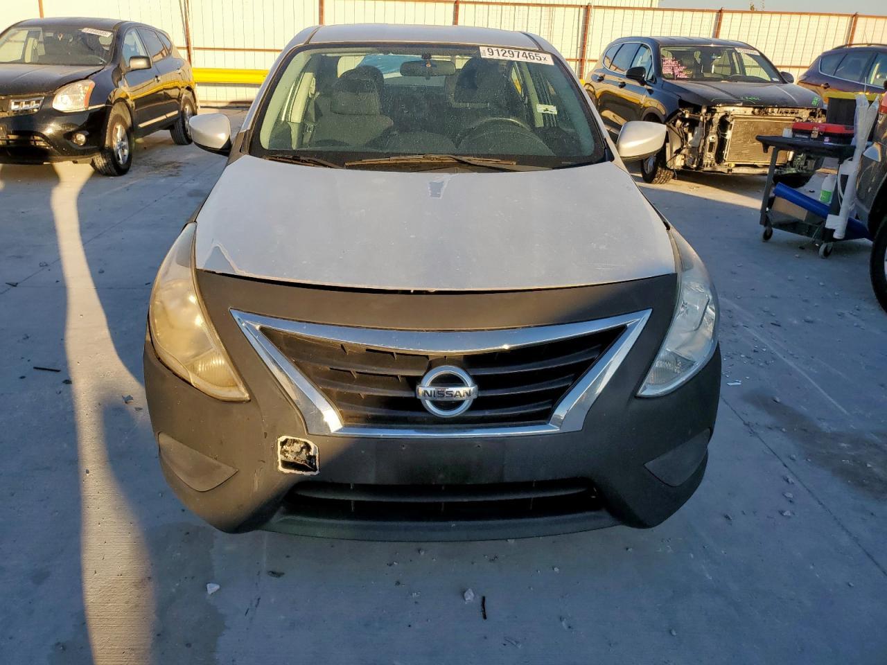 2016 NISSAN VERSA