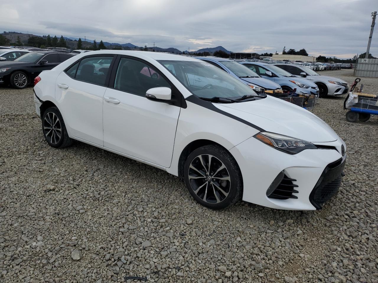 2017 TOYOTA COROLLA