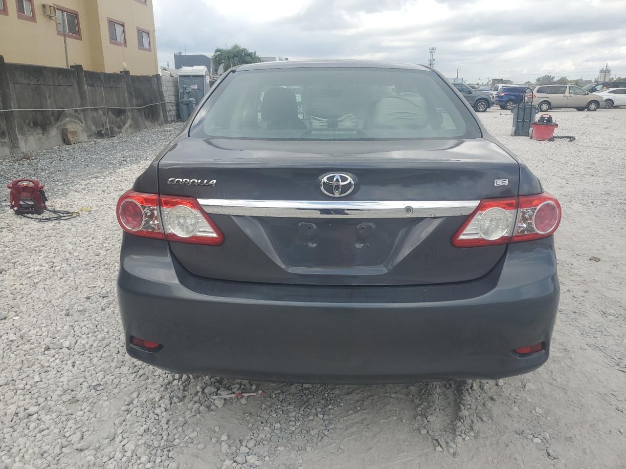 2011 TOYOTA COROLLA