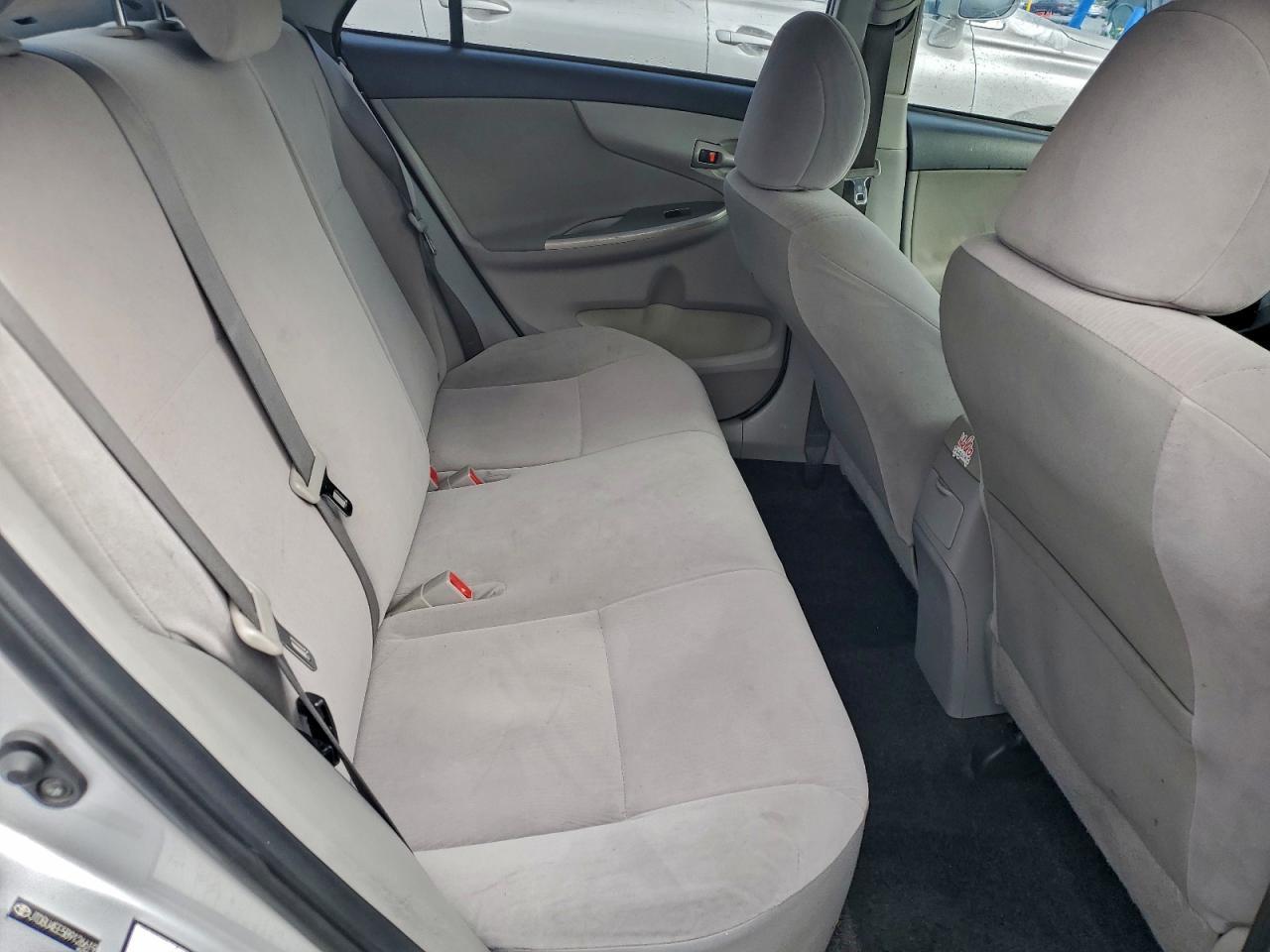2011 TOYOTA COROLLA