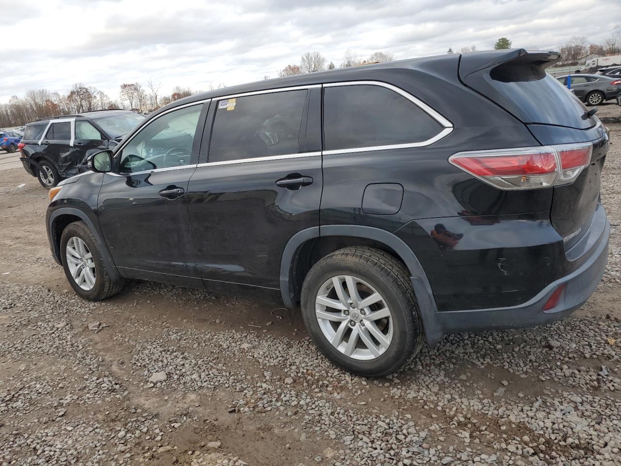2015 TOYOTA HIGHLANDER