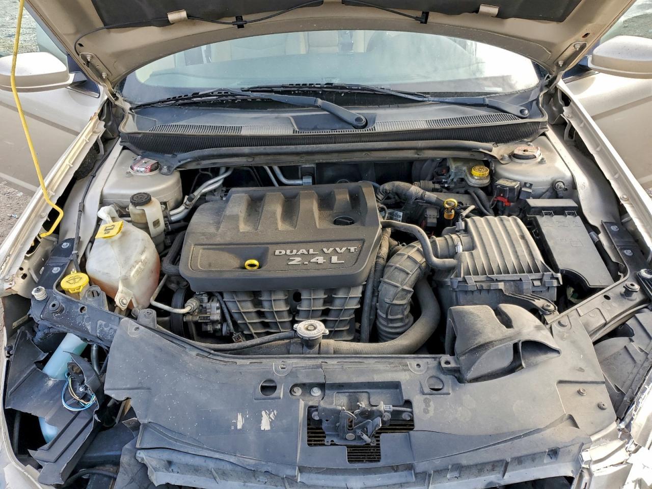 2014 CHRYSLER 200