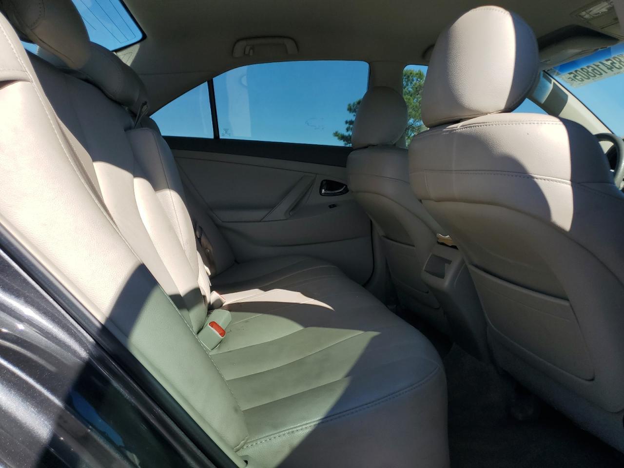 2010 TOYOTA CAMRY
