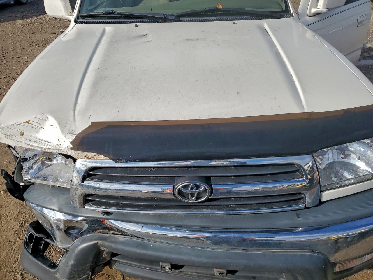 2000 TOYOTA 4Runner