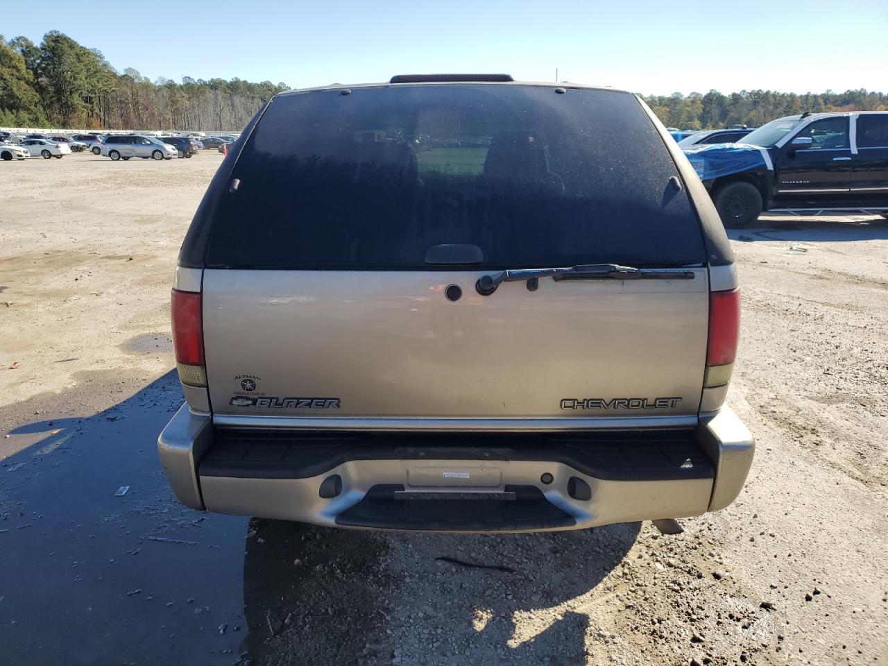 2002 CHEVROLET BLAZER