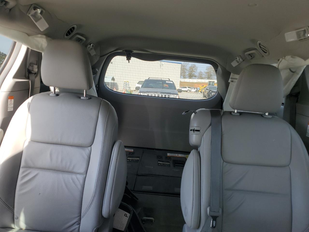 2018 TOYOTA SIENNA