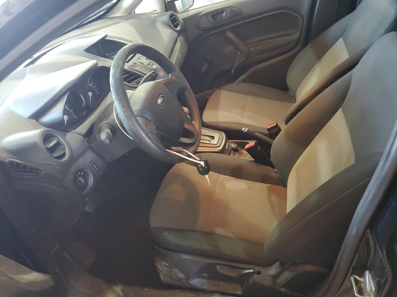 2016 FORD Fiesta