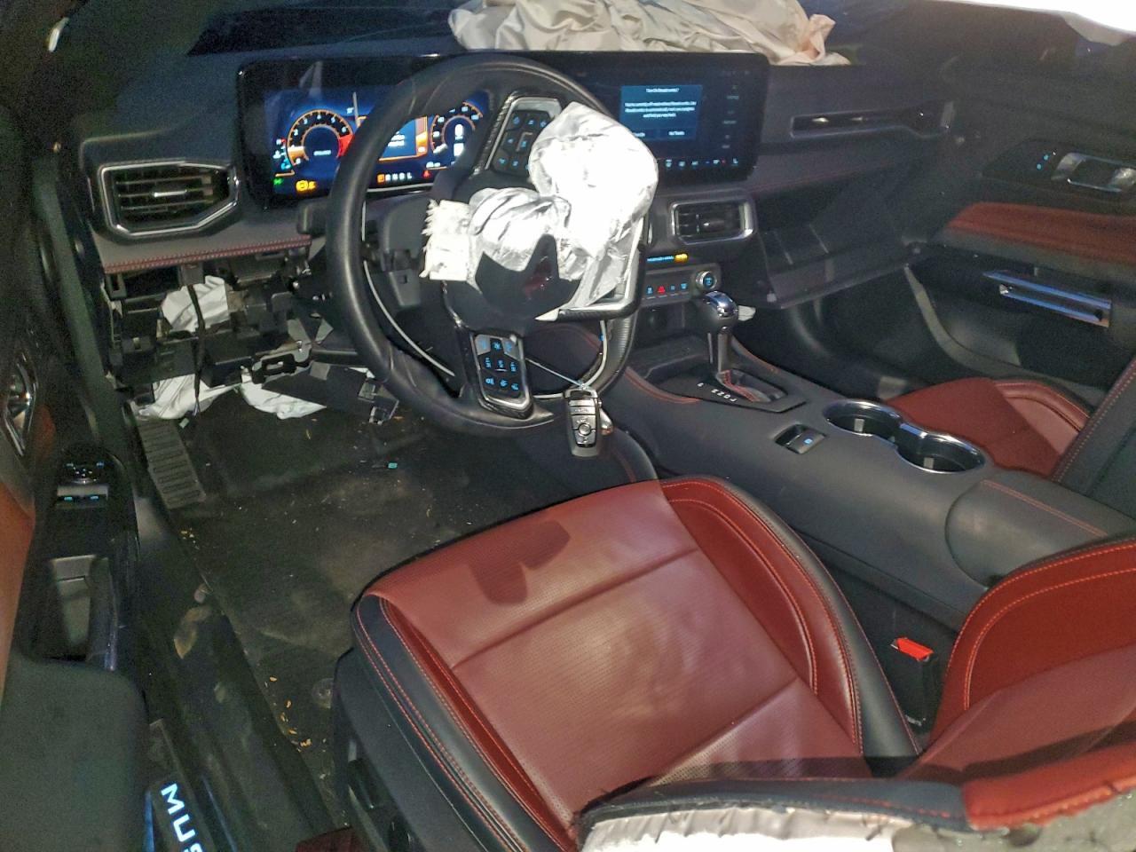 2024 FORD MUSTANG