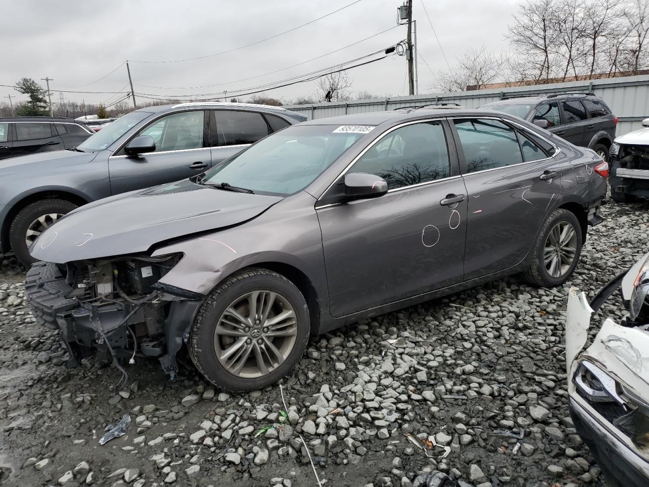 2016 TOYOTA CAMRY