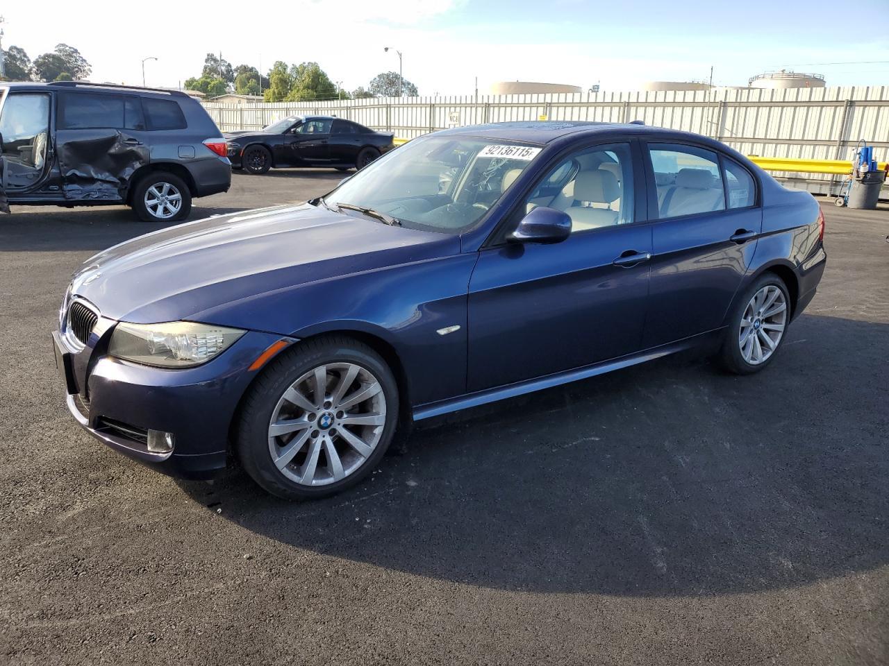 2011 BMW 3 SERIES